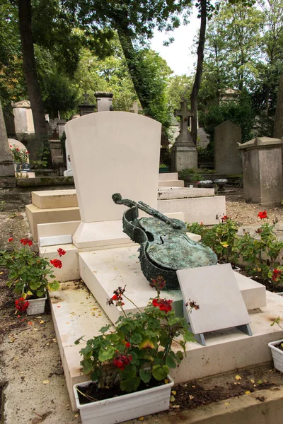 Tomb Pere Lachaise Cemetery Paris — Stock Photo, Image