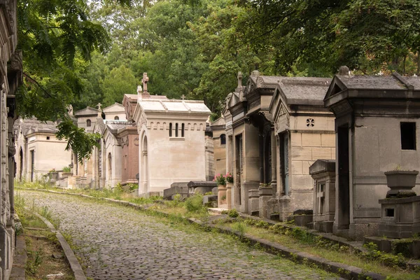 Paris France Las Tumbas Del Cementerio Pere Chaise Imágenes De Stock Sin Royalties Gratis