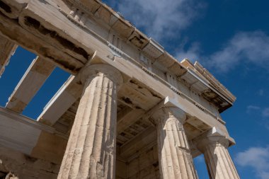 Atina 'daki Akropolis ve Partenon manzarası