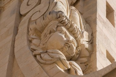 Barselona, İspanya 'daki katedralin ön cephesinin ayrıntıları. 