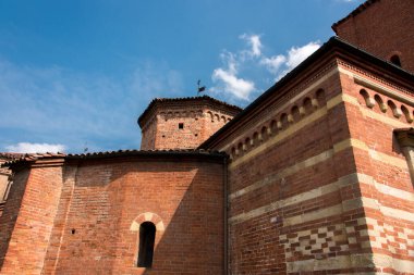 Şehrin eski kalesinin tarihi kısmının manzarası 