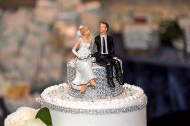 Düğün pastası bir tablo 