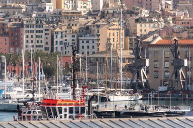 Genoa limanının panoramik görünümü