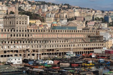 Ceneviz şehrinin panoramik görüntüsü