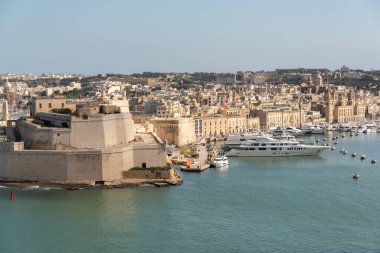 Valletta limanından görünüm