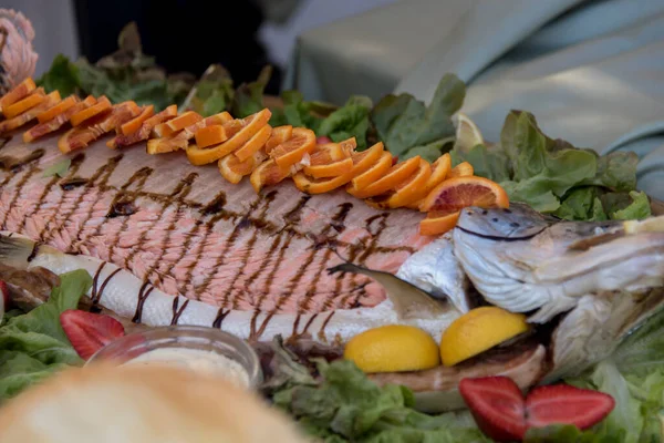 Pescado Parrilla Plato Cerca — Foto de Stock