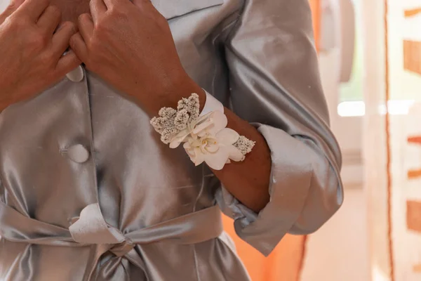 Hermoso Vestido Novia Sobre Fondo Blanco — Foto de Stock