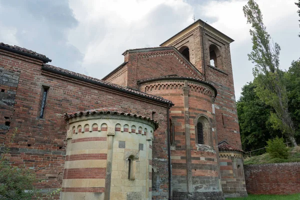 Opatství Santa Maria Vezzolano Náboženská Stavba Románském Gotickém Stylu Mezi — Stock fotografie