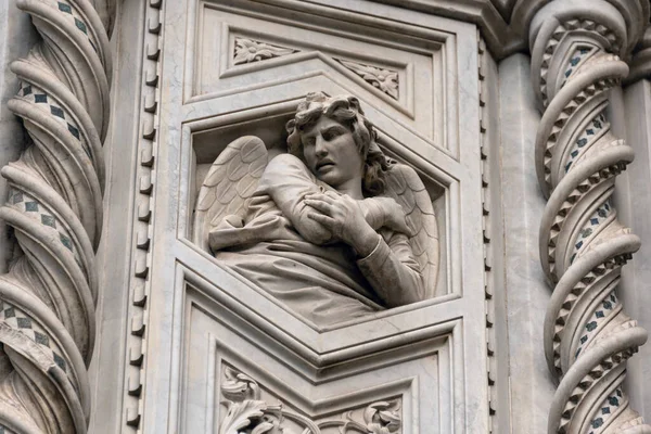 Floransa Duomo 'sunun dış görünüşünün ayrıntıları.