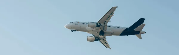 Flight Departure Airplane Blue Sky Panoramic Shot — Stock Photo, Image