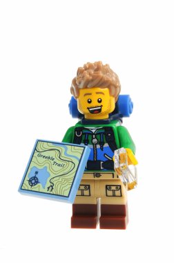 Uzun yürüyüşe çıkan kimse Lego serisi 16 Minifigure