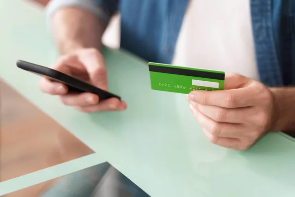 Closeup Man Hands Using Smartphone Spend Money Online Credit Card — Stock Photo, Image