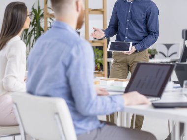 İş adamları toplantıda