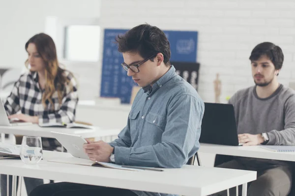 College Students Studying — Stock Photo, Image