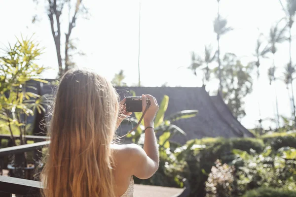 Žena veselosti — Stock fotografie