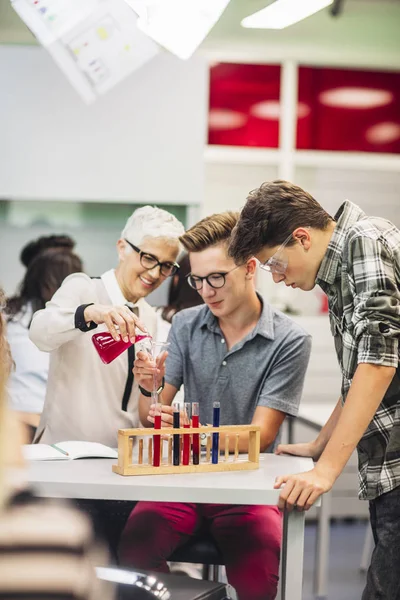 Students on Chemistry Class — Stock Photo, Image