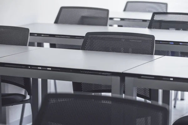 Sala de aula moderna do ensino médio — Fotografia de Stock