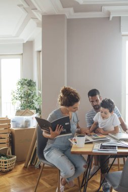 Aile içinde yeni ev taşıma