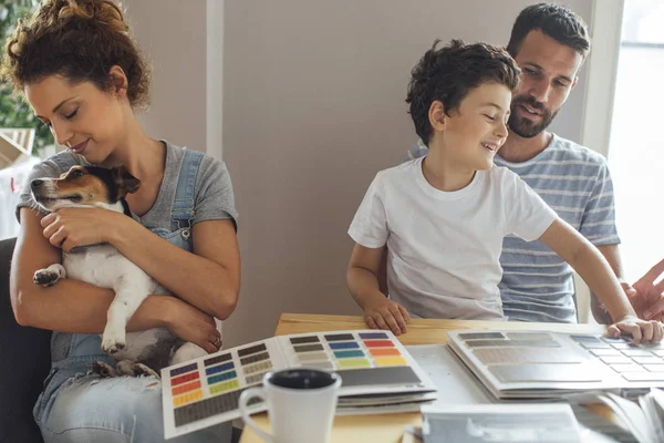 Family Planning Home Renovation — Stock Photo, Image