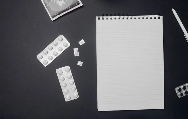 Doctor's Desk — Stock Photo, Image