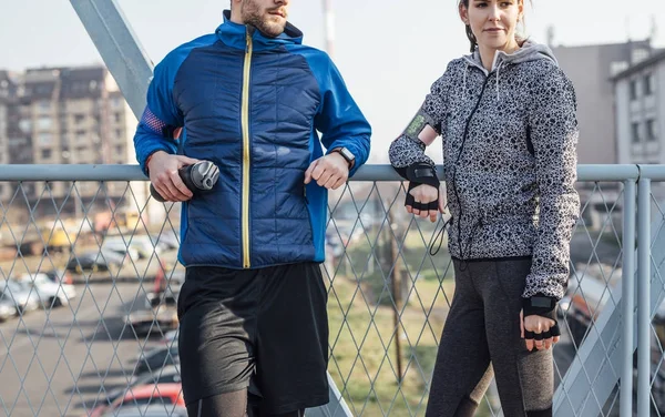 Läufer legen Pause ein — Stockfoto