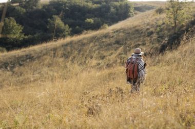 Kadın alanında Hiking