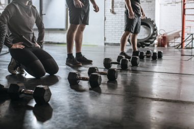 Crossfit eğitim insanlara