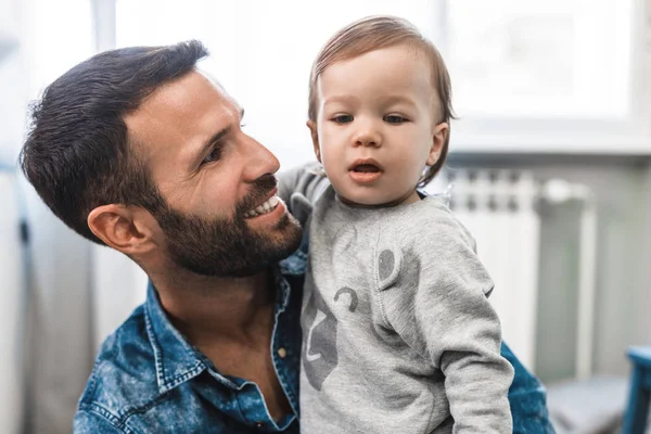 Otec a dítě portrét — Stock fotografie