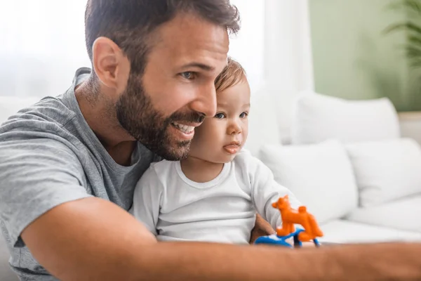 Retrato de padre y bebé — Foto de Stock