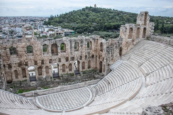 Odeon de Herodes Atticus em Atenas Grécia. Monumento histórico antigo e teatro — Fotografia de Stock