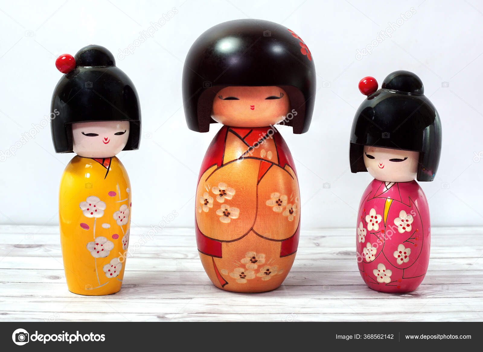 Kokeshi Japonês Tradicional Bonecas Madeira Isolado Branco 