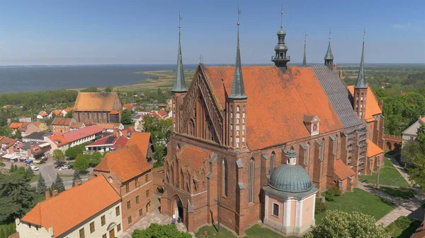 Catedral gótica na cidade de Frombork, Polônia — Fotografia de Stock