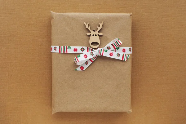 Gift Craft Packaging Colored Ribbon Cardboard Figure Deer Brownly Paper — Stock Photo, Image