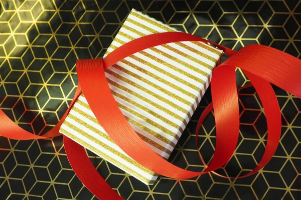 Gift Box Striped White Gold Lid Black Gold Wrapping Paper — Stock Photo, Image