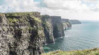 Moher, County Clare, İrlanda kayalıklarla