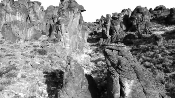 Black White Rock Formations South Idaho Desert — Stock Video