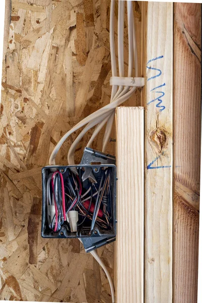 wires in an outlet box