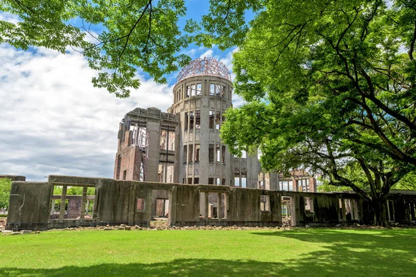 Cúpula e parque de paz de Hiroshima Japão — Fotografia de Stock