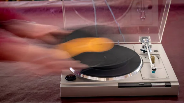 Record Player Record Being Put Place — Stock Photo, Image