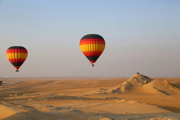 Vacker Utsikt Över Flyger Air Ballonger Över Öknen — Stockfoto