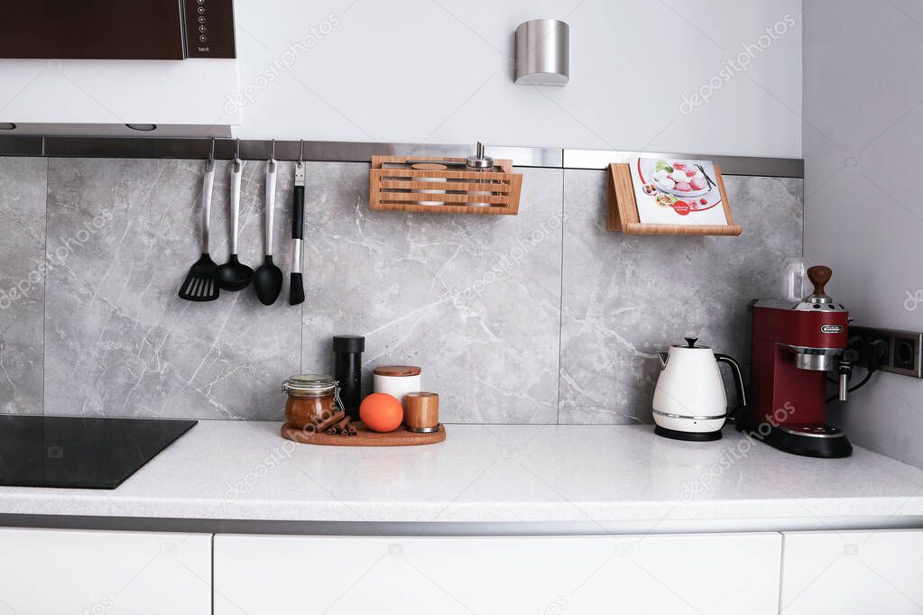 kitchen worktop, stone worktop with marble apron, mulled wine set, coffee machine and kettle