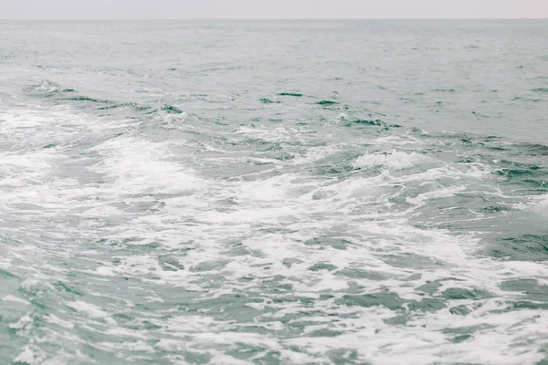 海の波や自然の海の背景 — ストック写真