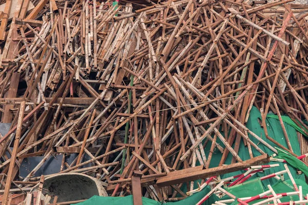 Steel bars and materials in construction site — Stock Photo, Image