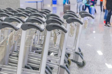 Bagaj ya da Bagaj, hava alanları için el arabalar