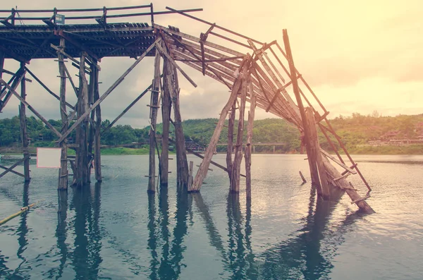 Ponte di legno più lungo si ruppe in Thailandia — Foto Stock