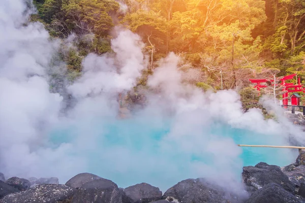 벳푸 오이타, 일본에서 우미 Zigoku에 온천 (지옥) 푸른 물 — 스톡 사진