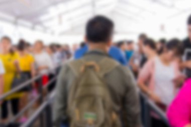 insanlar, sergi kapısı, soyut blurr önünde sıraya bulanıklık