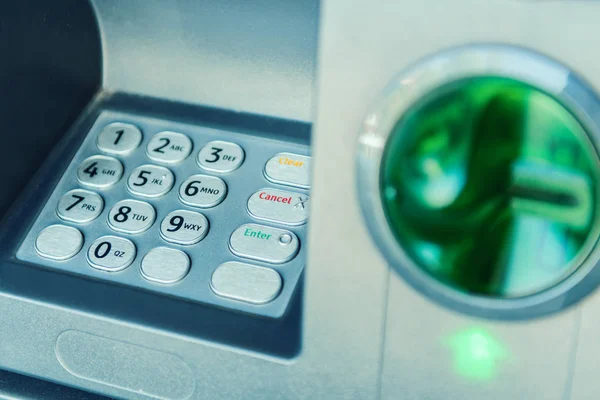 Bankomat banku ATM, wbudowany w ścianę — Zdjęcie stockowe