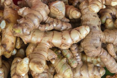 İçinde belgili tanımlık çarşı taze organik zencefil