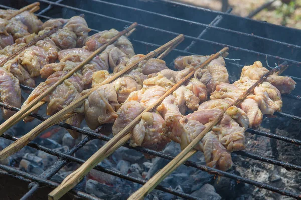 Parrilla de pollo en la estufa comida tailandesa — Foto de Stock